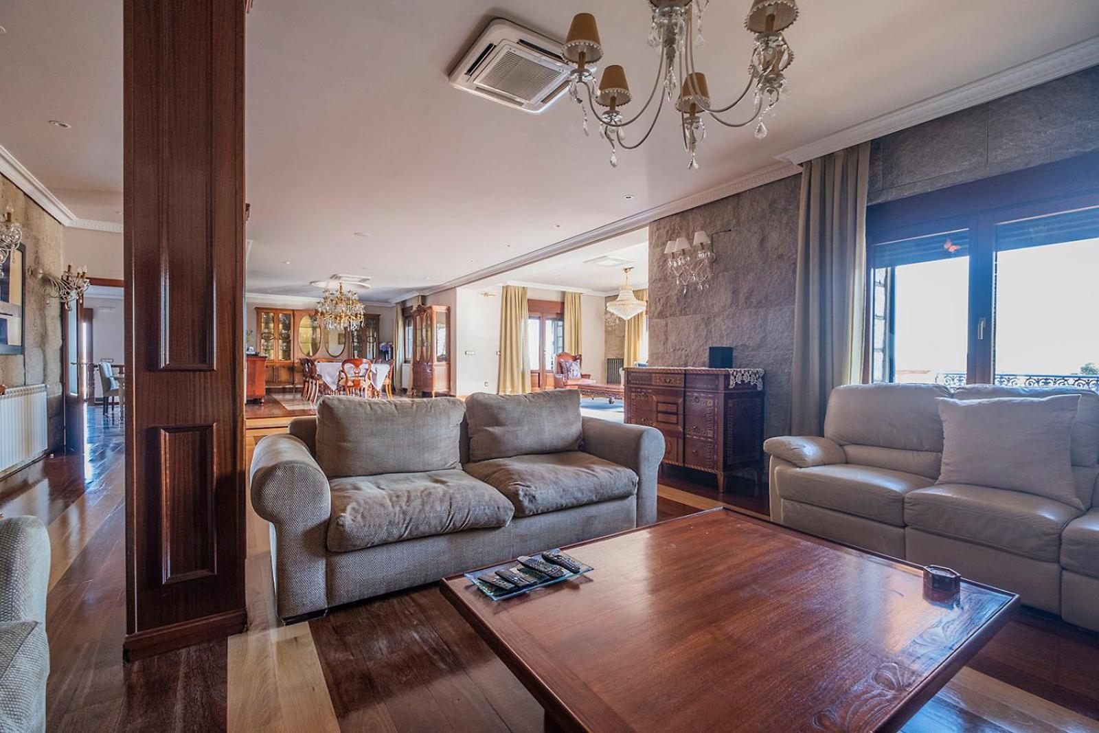 Mansion Con Jacuzzi A 40 Grados, Gran Piscina Y Padel El Tiemblo Exterior foto