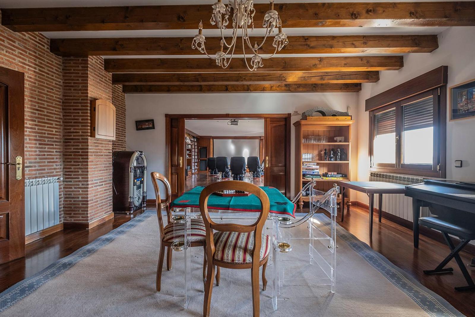 Mansion Con Jacuzzi A 40 Grados, Gran Piscina Y Padel El Tiemblo Exterior foto