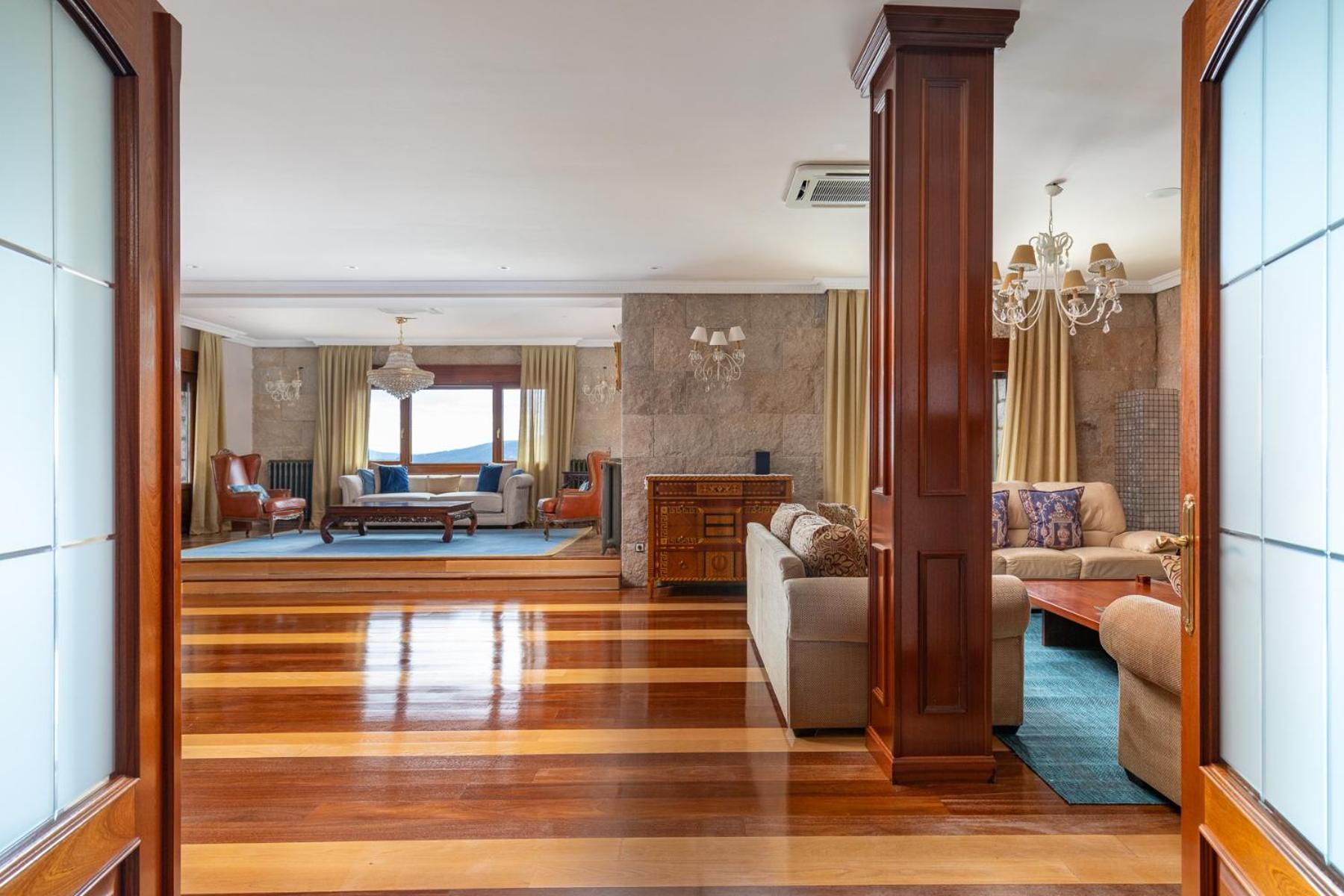 Mansion Con Jacuzzi A 40 Grados, Gran Piscina Y Padel El Tiemblo Exterior foto